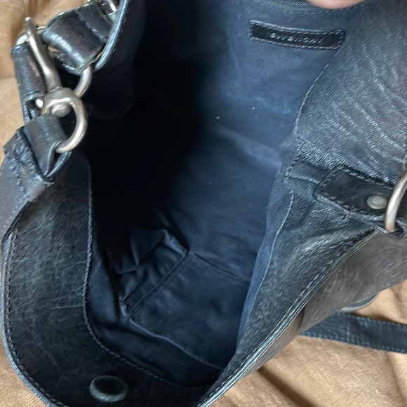 Givenchy genuine leather crossbody bag - Picture 16 of 16